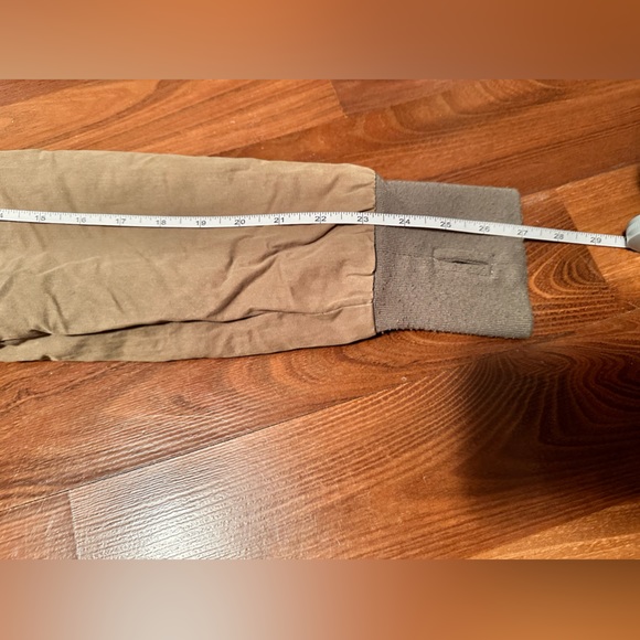 Green Bench Jacket. Size S - Picture 6 of 8